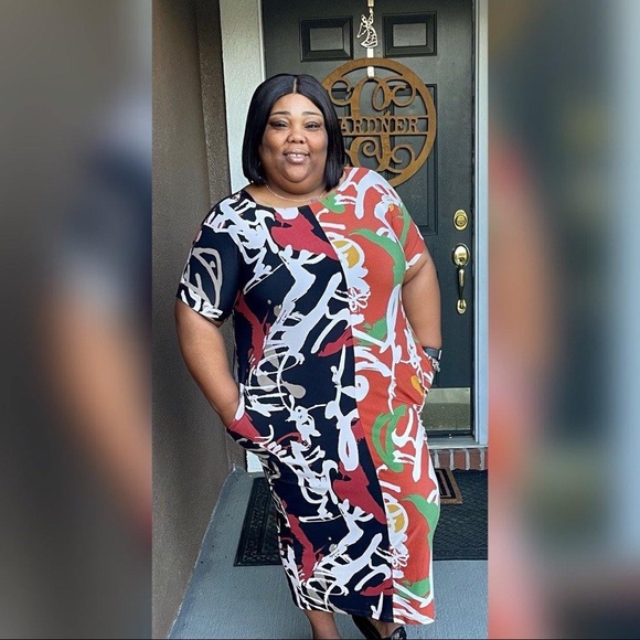 Graffiti Dress - Picture 3 of 8